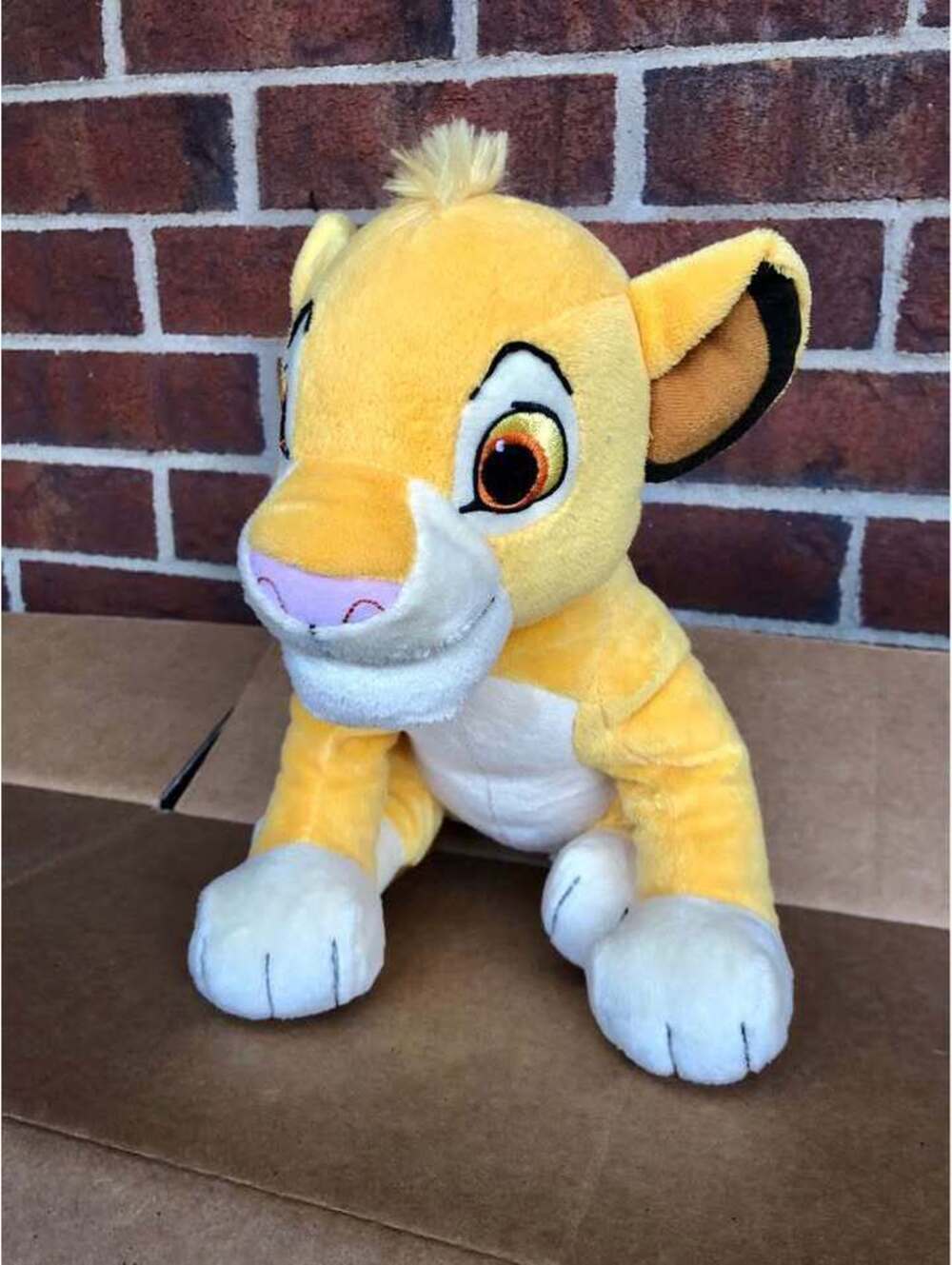 Simba Lion King Plush Stuffed Animal Officially Licensed Disney 9-inch tall